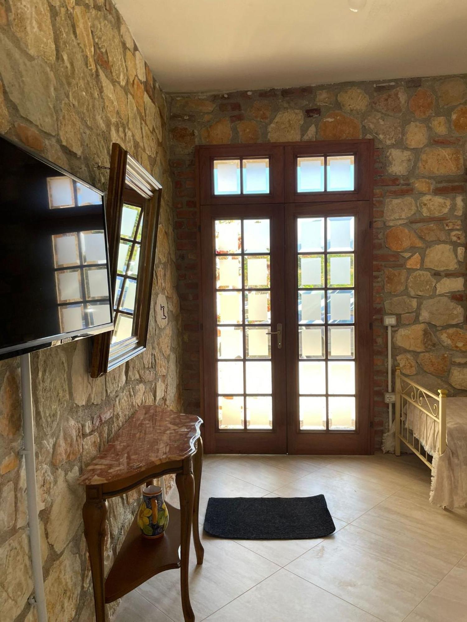 Hotel "San Saena " Radhimë Dış mekan fotoğraf