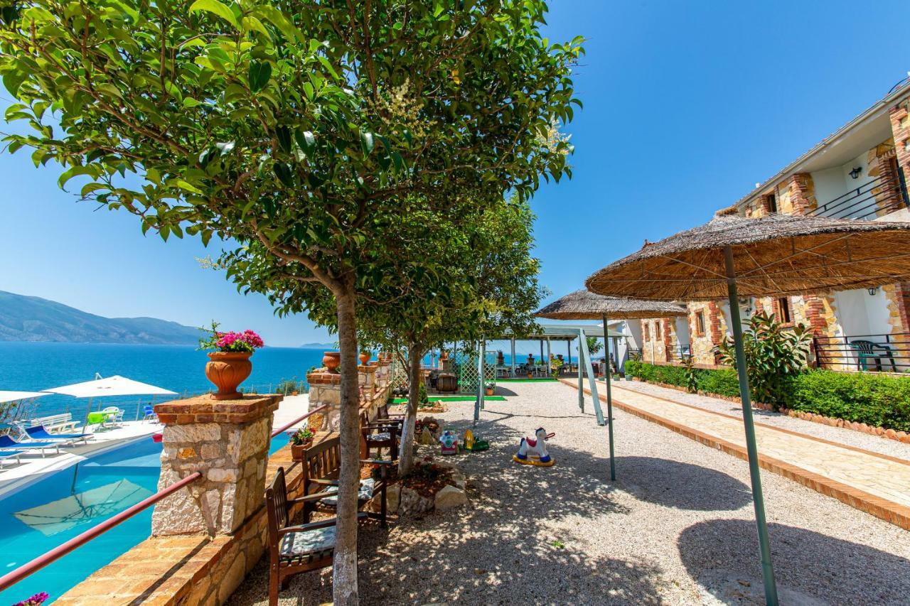 Hotel "San Saena " Radhimë Dış mekan fotoğraf